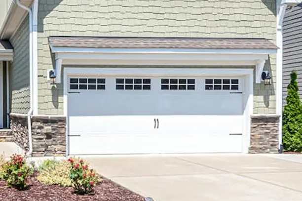 DoorLink 3640 Long Grooved Panel Garage Door