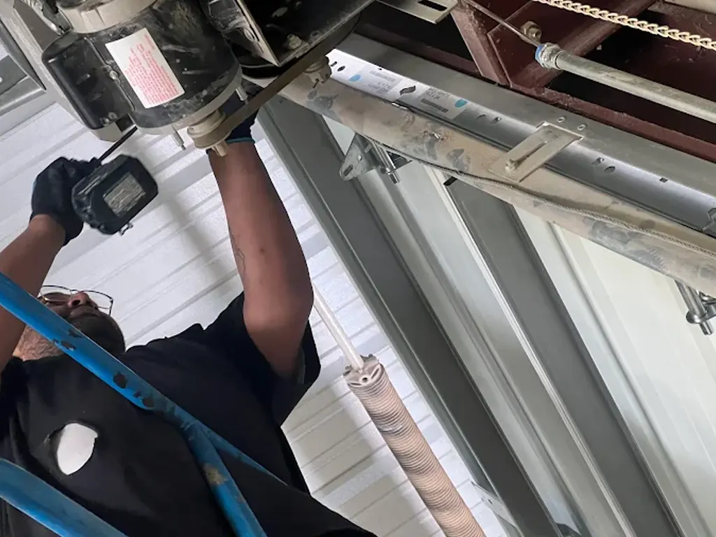 Imperial Garage Door Reapit Technician